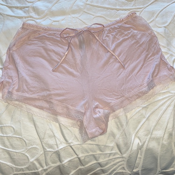 Victoria’s Secret Shorts - Picture 1 of 5